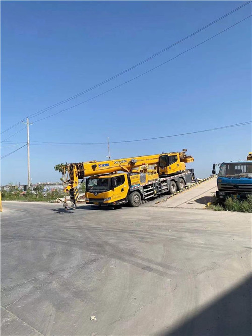 独山子区吊车作业时，可能会产生哪些额外收费项目？