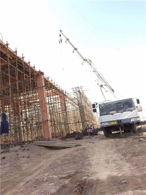 独山子区25 吨、50 吨吊车怎么选？多大重量 / 半径适合对应车型？